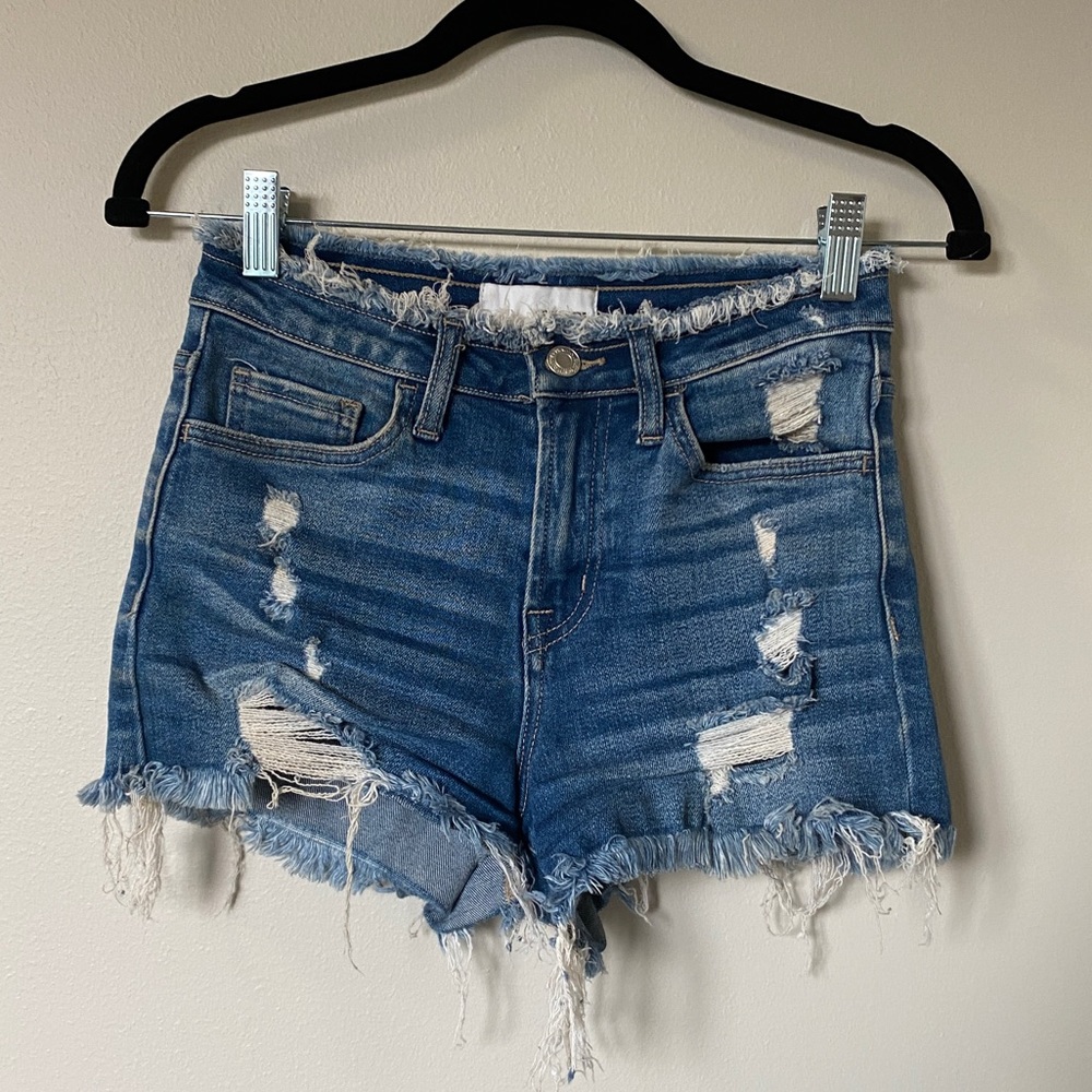 Sale! Closet Clean Out! Vervet Distressed Shorts - XS - Picture 2 of 7